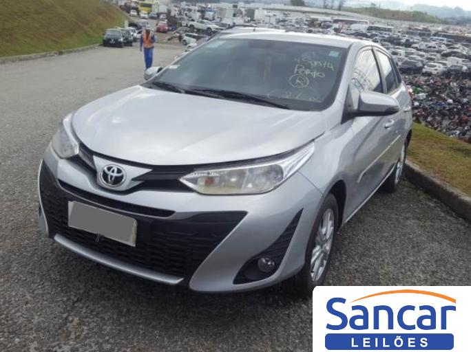 TOYOTA YARIS 19/19