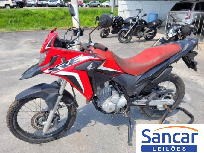 HONDA XRE 300 23/23